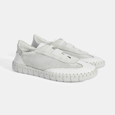 Kadın Beyaz Perforeli DesaComfort Günlük Ayakkabı