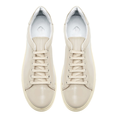 Kadın Beyaz Rugan Deri Spor Ayakkabı