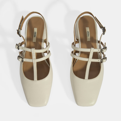 Kadın Beyaz Tokalı Deri Günlük Ayakkabı