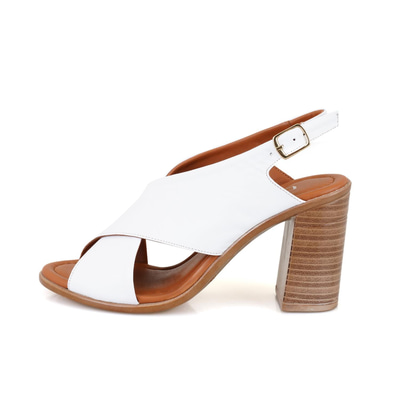 Kadın Beyaz Topuklu Deri Sandalet