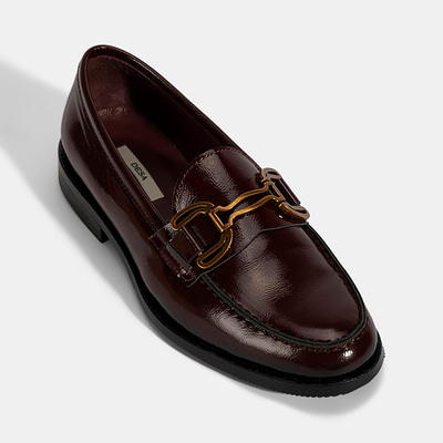 Kadın Bordo Metal Toka Aksesuarlı Rugan Loafer