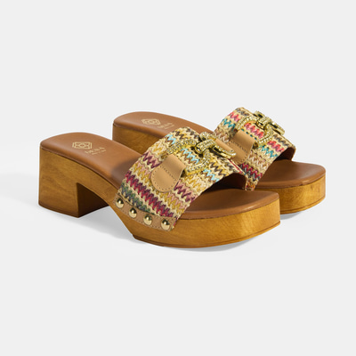 Kadın Çok Renkli Toka Aksesuarlı Topuklu Terlik 