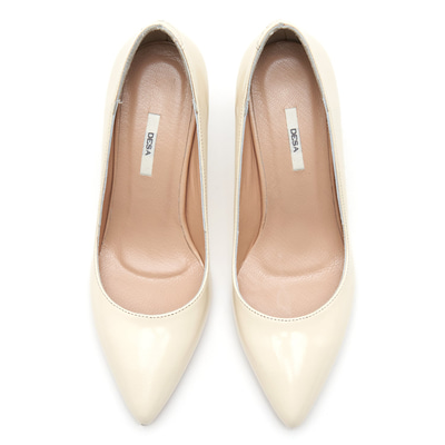 Kadın Ekru Rugan Klasik Ayakkabı