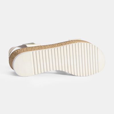 Kadın Gold Ayarlanabilir Tokalı Dolgu Topuklu Deri Sandalet