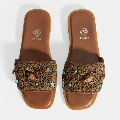 Kadın Kahve Boncuk İşlemeli Hasır Terlik