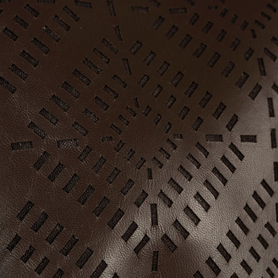 Kadın Kahve Lazer Kesimli Geometrik Desenli Deri Gömlek