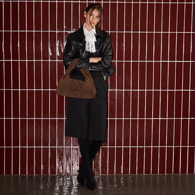 Kadın Koyu Kahve Monogram Logolu Süet Deri Omuz Çantası