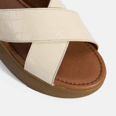 Kadın Krem Dolgu Topuklu Deri Terlik