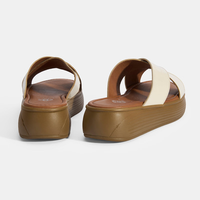 Kadın Krem Dolgu Topuklu Deri Terlik