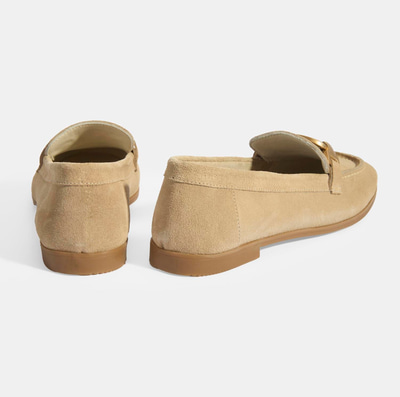 Kadın Krem Metal Aksesuarlı Süet Loafer