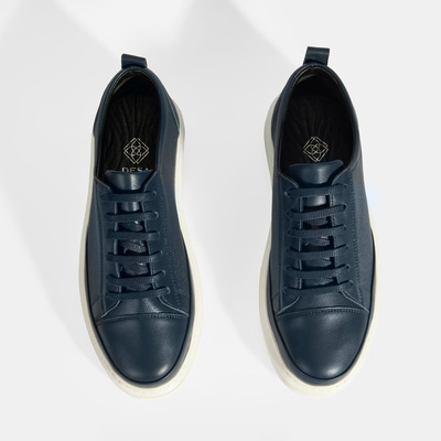 Kadın Lacivert Deri Bağcıklı Spor Ayakkabı