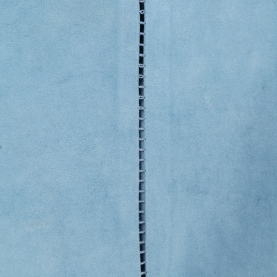 Kadın Mavi Askılı V Yaka Süet Bluz 