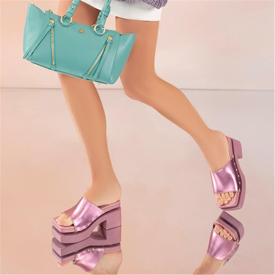 Kadın Pembe Topuklu Deri Terlik