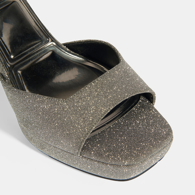 Kadın Platin Toka Detaylı Topuklu Abiye Sandalet