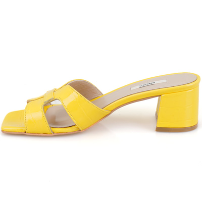 Kadın Sarı Kroko Baskılı Topuklu Deri Terlik