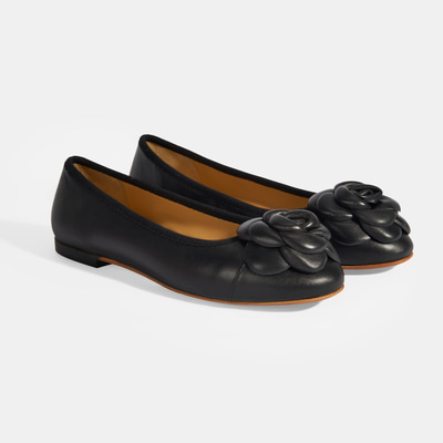 Kadın Siyah Aksesuar Detaylı Deri Babet 