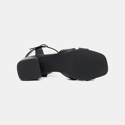 Kadın Siyah Ayarlanabilir Metal Tokalı Deri Sandalet