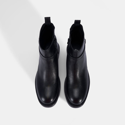 Kadın Siyah Ayarlanabilir Tokalı Deri Bot