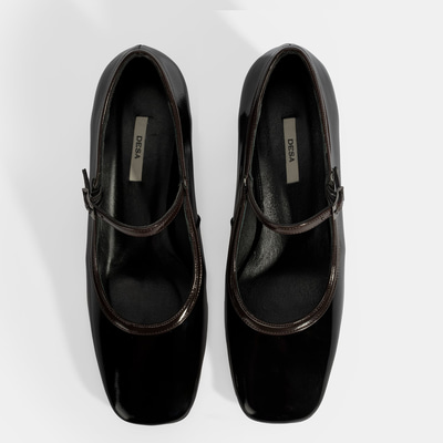 Kadın Siyah Ayarlanabilir Tokalı Kalın Topuklu Klasik Ayakkabı