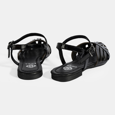 Kadın Siyah Ayarlanabilir Tokalı Rugan Sandalet