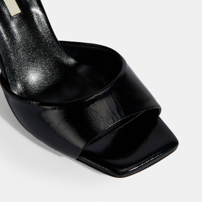 Kadın Siyah Ayarlanabilir Tokalı Rugan Topuklu Sandalet