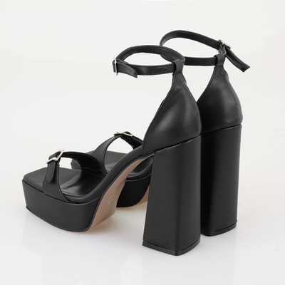 Kadın Siyah Ayarlanabilir Tokalı Topuklu Sandalet