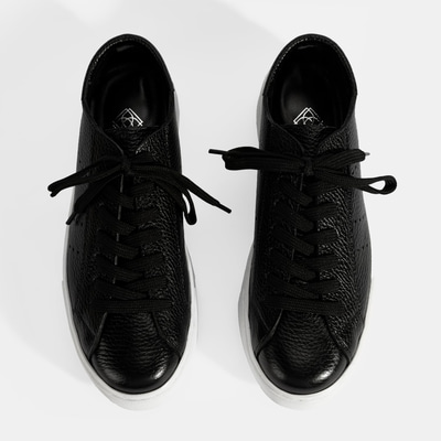 Kadın Siyah Bağcıklı Deri Günlük Ayakkabı