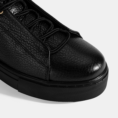 Kadın Siyah Bağcıklı Deri Günlük Ayakkabı