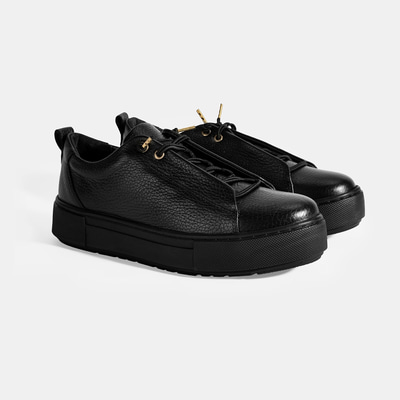 Kadın Siyah Bağcıklı Deri Günlük Ayakkabı