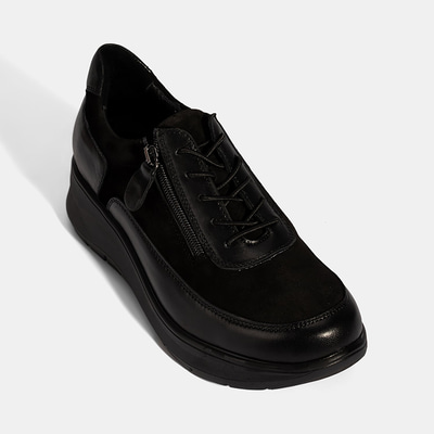 Kadın Siyah Bağcıklı DesaComfort Deri Ayakkabı