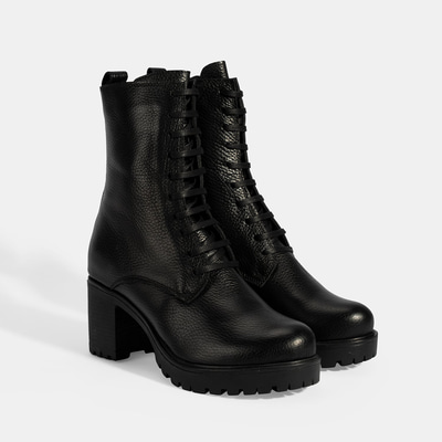 Kadın Siyah Bağcıklı Kalın Topuklu Deri Bot