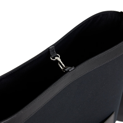 Kadın Siyah Cüzdan Aksesuarlı Omuz Çantası