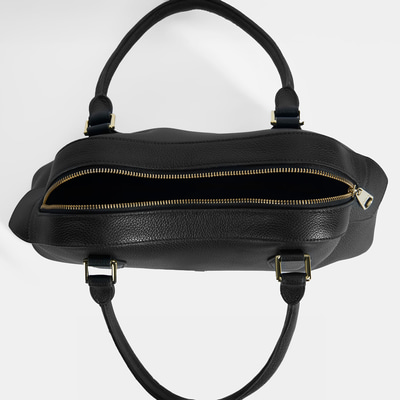 Kadın Siyah Deri Çanta Aksesuarlı Büyük Omuz Çantası