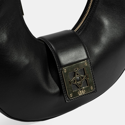 Kadın Siyah Deri Omuz Çantası