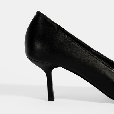 Kadın Siyah Deri Stiletto