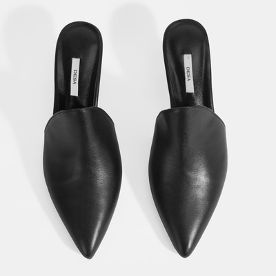 Kadın Siyah Deri Terlik 