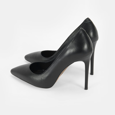 Kadın Siyah Deri Topuklu Klasik Ayakkabı