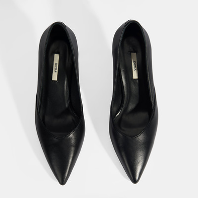 Kadın Siyah Deri Topuklu Klasik Ayakkabı