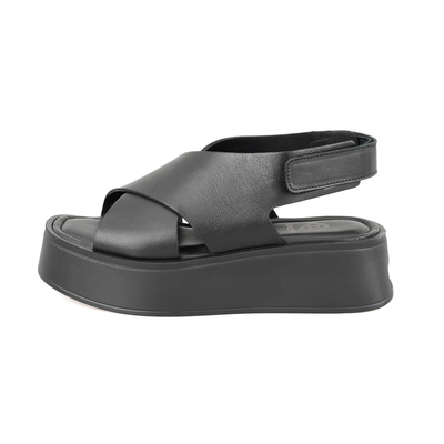 Kadın Siyah Dolgu Topuklu Deri Sandalet