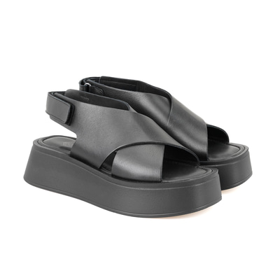 Kadın Siyah Dolgu Topuklu Deri Sandalet