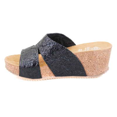 Kadın Siyah Dolgu Topuklu Deri Terlik