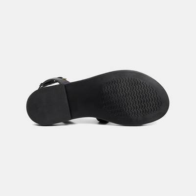 Kadın Siyah Gold Aksesuar Detaylı Deri Sandalet