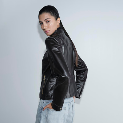 Kadın Siyah Hakim Yakalı Fit Deri Ceket