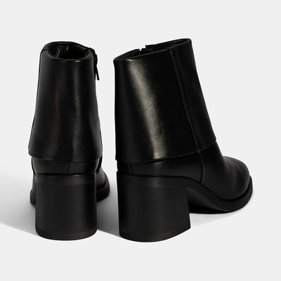 Kadın Siyah Katlama Detaylı Topuklu Deri Bot