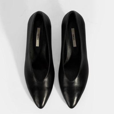 Kadın Siyah Klasik Topuklu Deri Ayakkabı