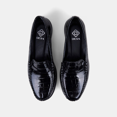 Kadın Siyah Kroko Baskılı Klasik Deri Loafer