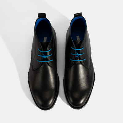 Kadın Siyah Mavi Bağcık Detaylı Deri Bot