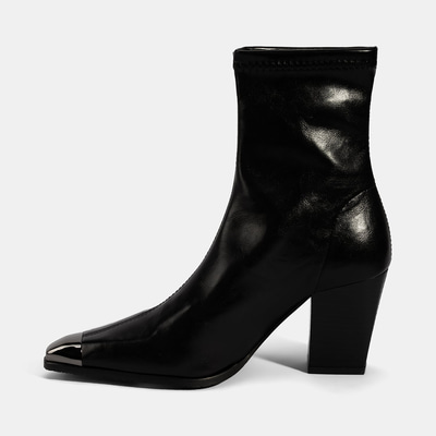 Kadın Siyah Metal Burun Detaylı Topuklu Stretch Bot