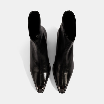 Kadın Siyah Metal Burun Detaylı Topuklu Stretch Bot