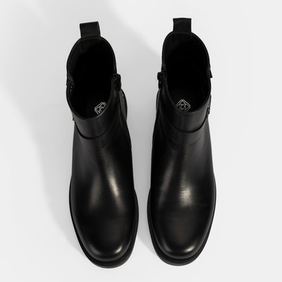 Kadın Siyah Metal Toka Detaylı Deri Bot